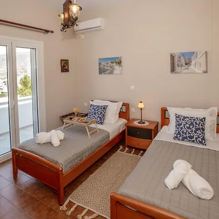 Feriehus Ruby's Summer House With Spacious Garden And Free Parking Gavrio