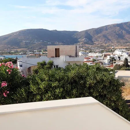 Ruby's Summer House With Spacious Garden And Free Parking