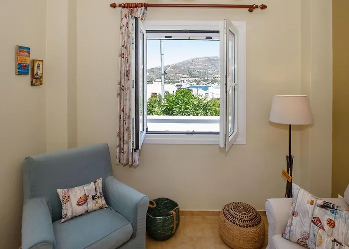 Ruby's Summer House With Spacious Garden And Free Parking *