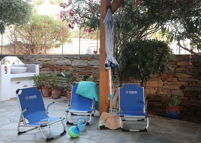 Ruby's Summer House With Spacious Garden And Free Parking