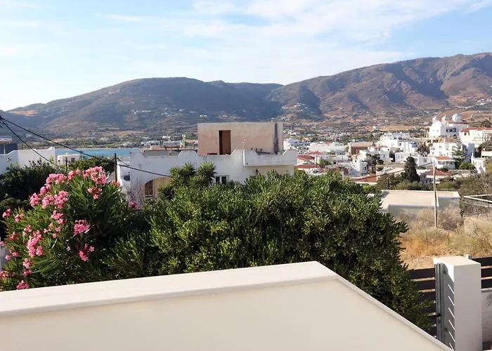 Ruby's Summer House With Spacious Garden And Free Parking