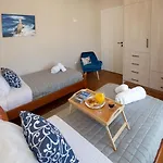 Casa vacanze Ruby's Summer House With Spacious Garden And Free Parking