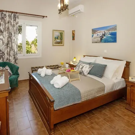 Ruby's Summer House With Spacious Garden And Free Parking *