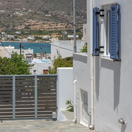 Dom wakacyjny Ruby's Summer House With Spacious Garden And Free Parking Gavrio