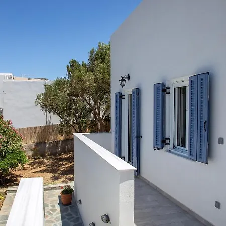 Ruby's Summer House With Spacious Garden And Free Parking