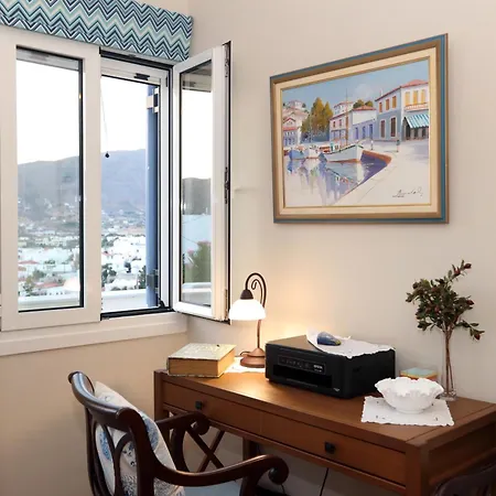 Ruby's Summer House With Spacious Garden And Free Parking Γαύριο