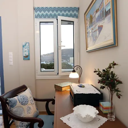 Dom wakacyjny Ruby's Summer House With Spacious Garden And Free Parking *