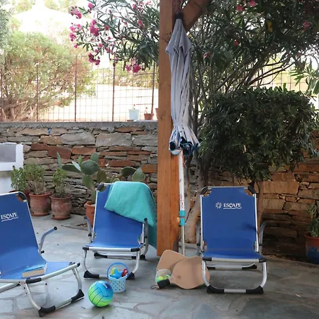 Ruby's Summer House With Spacious Garden And Free Parking