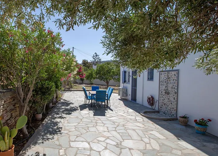 Σπίτι διακοπών Ruby's Summer House With Spacious Garden And Free Parking