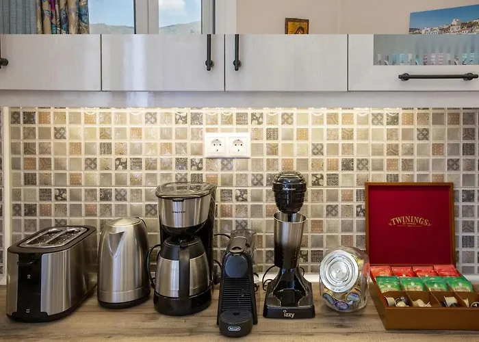 Σπίτι διακοπών Ruby's Summer House With Spacious Garden And Free Parking Γαύριο