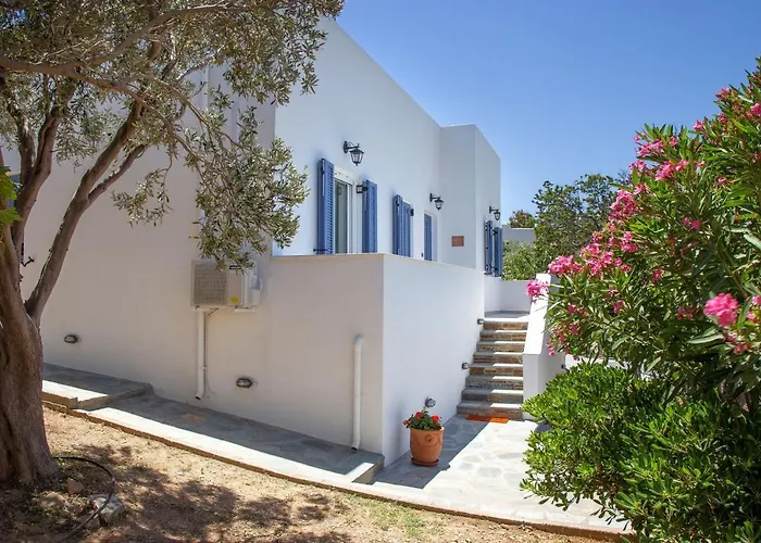 Ruby's Summer House With Spacious Garden And Free Parking Σπίτι διακοπών